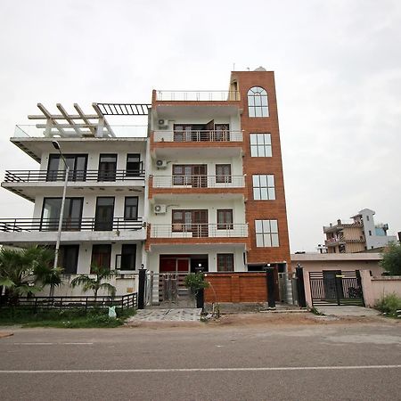 Oyo 9192 Hotel Raghav Residency Νόιντα Εξωτερικό φωτογραφία